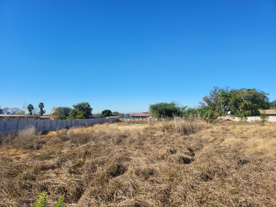 0 Bedroom Property for Sale in Oos Einde North West
